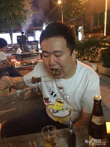 陆岳小胖吃瓜,揭秘娱乐圈幕后故事  第3张